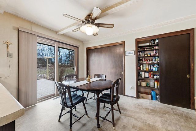 W260N5139 Autumn TRAIL, Pewaukee, WI 53072