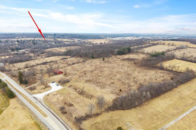 W260N5139 Autumn TRAIL, Pewaukee, WI 53072