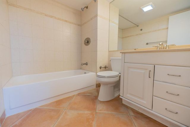 5300 NE 24th Terrace 534c, Fort Lauderdale, FL 33308