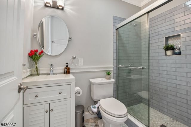 1 Wood Hollow Trl, Jefferson Twp., NJ 07438
