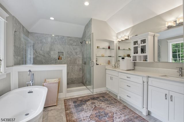 1 Wood Hollow Trl, Jefferson Twp., NJ 07438