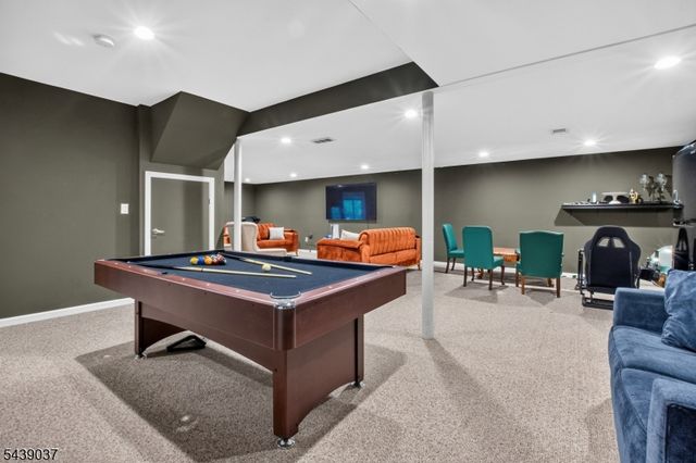 1 Wood Hollow Trl, Jefferson Twp., NJ 07438