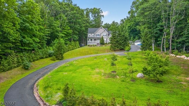 1 Wood Hollow Trl, Jefferson Twp., NJ 07438