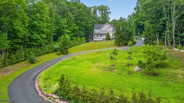 1 Wood Hollow Trl, Jefferson Twp., NJ 07438