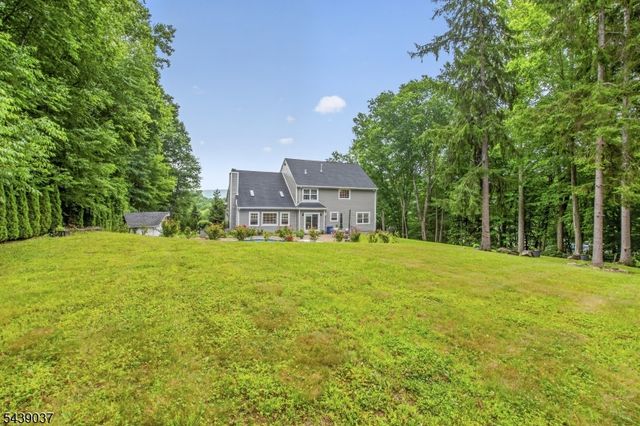 1 Wood Hollow Trl, Jefferson Twp., NJ 07438