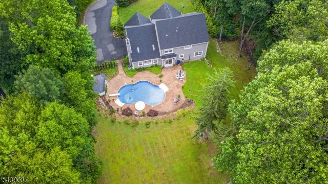 1 Wood Hollow Trl, Jefferson Twp., NJ 07438