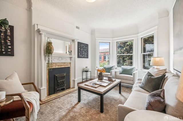 3428 16th Street, San Francisco, CA 94114