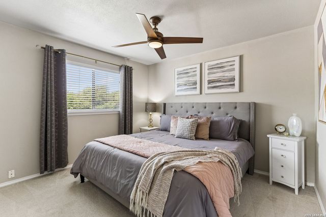 13907 Hunters Hawk, San Antonio, TX 78230