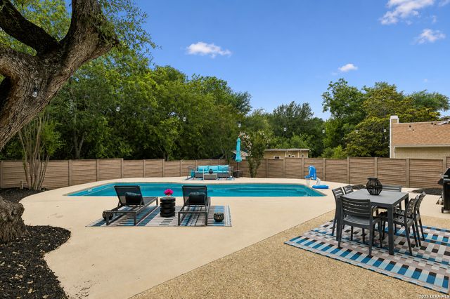 13907 Hunters Hawk, San Antonio, TX 78230