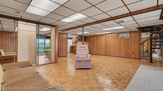 5267 Redding Drive, Pinckney, MI 48169
