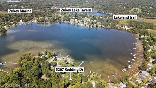 5267 Redding Drive, Pinckney, MI 48169
