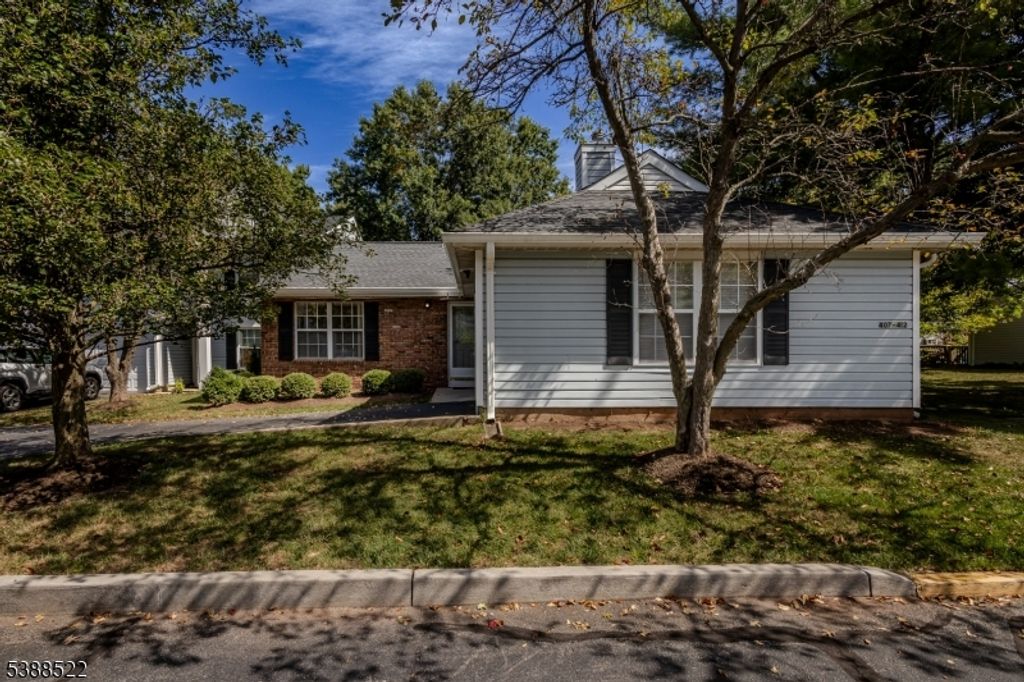412 Hawkshead Way, Franklin Twp., NJ 08873