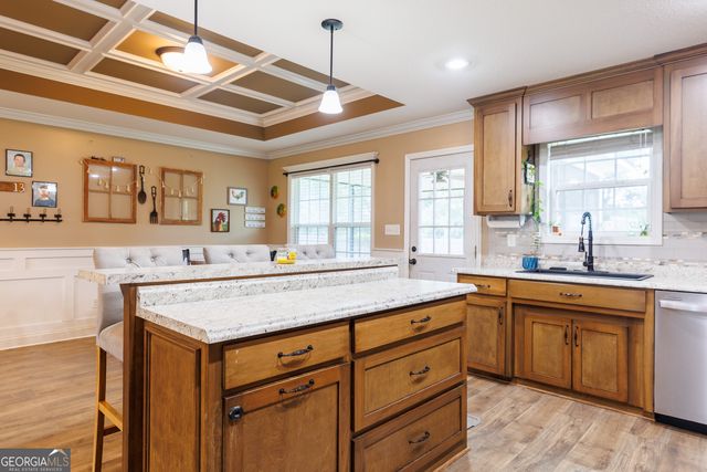 90 N Moody Drive, Ray City, GA 31645
