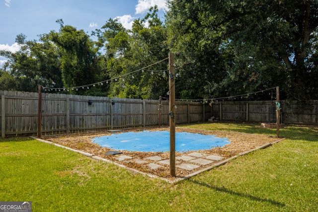 90 N Moody Drive, Ray City, GA 31645
