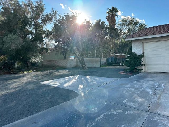 2201 N Farrell Drive, Palm Springs, CA 92262