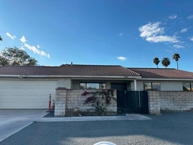 2201 N Farrell Drive, Palm Springs, CA 92262