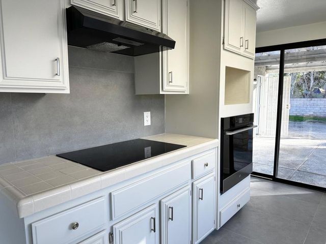 2201 N Farrell Drive, Palm Springs, CA 92262