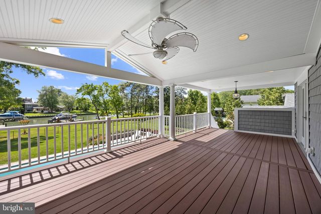 3706 THOMAS POINT RD, Annapolis, MD 21403