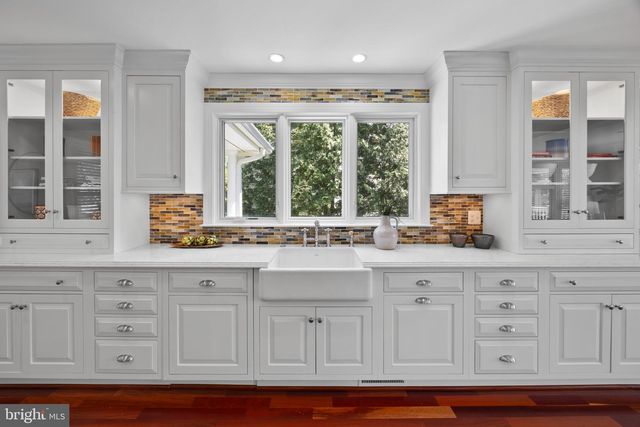 3706 THOMAS POINT RD, Annapolis, MD 21403