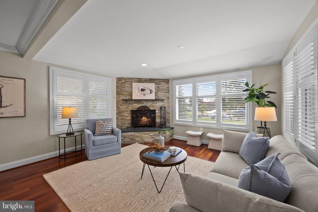 3706 THOMAS POINT RD, Annapolis, MD 21403