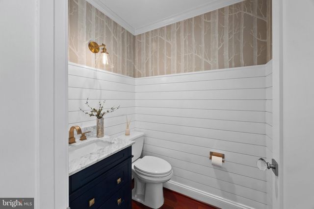 3706 THOMAS POINT RD, Annapolis, MD 21403