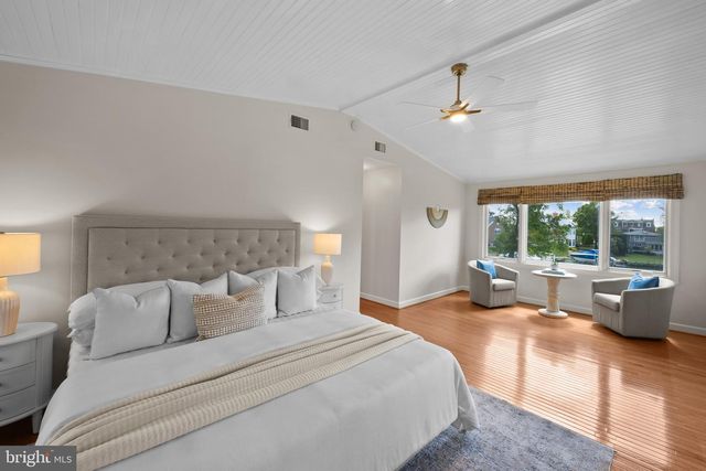 3706 THOMAS POINT RD, Annapolis, MD 21403