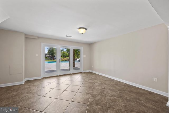 3706 THOMAS POINT RD, Annapolis, MD 21403