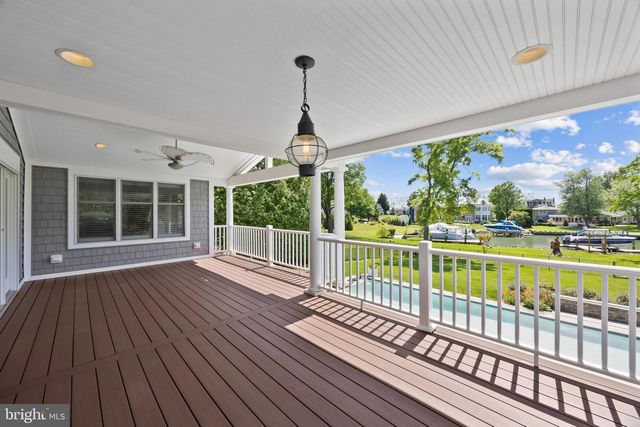 3706 THOMAS POINT RD, Annapolis, MD 21403