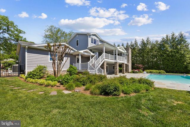 3706 THOMAS POINT RD, Annapolis, MD 21403