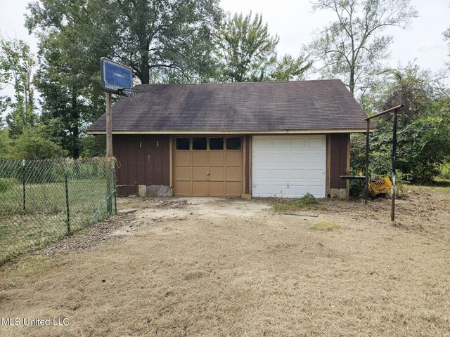 1020 Diane Circle, Summit, MS 39666