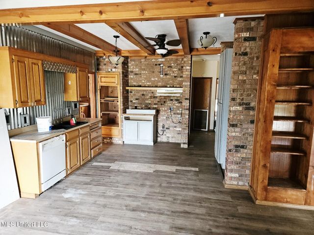 1020 Diane Circle, Summit, MS 39666