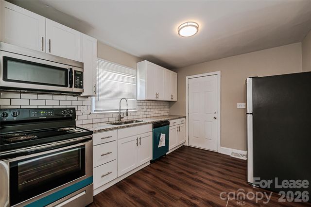 3429 Meredith Avenue, Charlotte, NC 28208