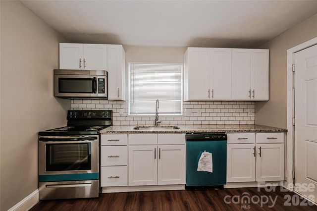3429 Meredith Avenue, Charlotte, NC 28208