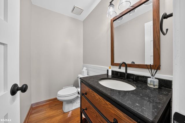 1155 Hickory Hill Dr Drive, Rochester Hills, MI 48309