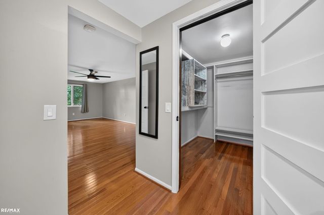 1155 Hickory Hill Dr Drive, Rochester Hills, MI 48309