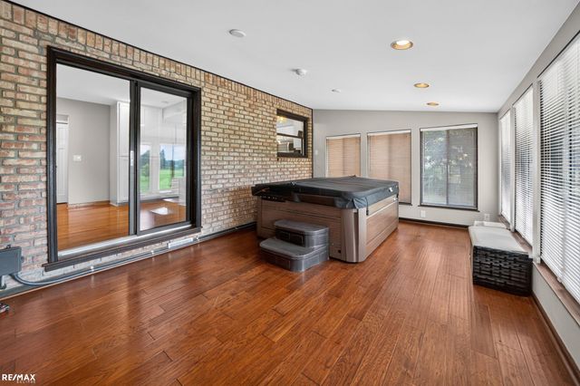 1155 Hickory Hill Dr Drive, Rochester Hills, MI 48309