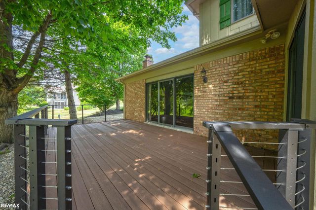 1155 Hickory Hill Dr Drive, Rochester Hills, MI 48309
