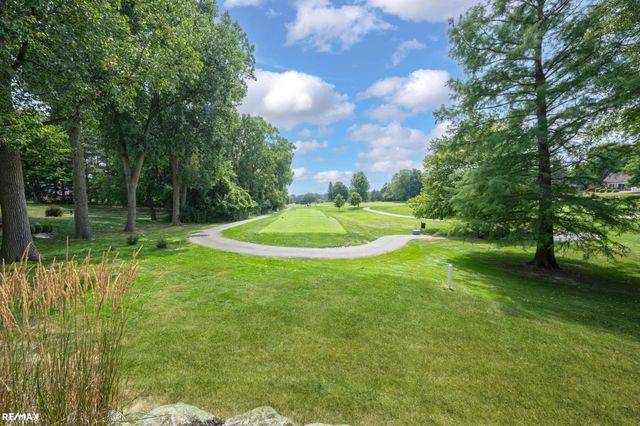 1155 Hickory Hill Dr Drive, Rochester Hills, MI 48309