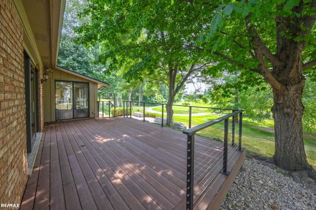 1155 Hickory Hill Dr Drive, Rochester Hills, MI 48309