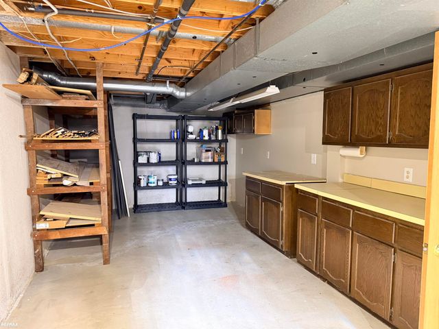 1155 Hickory Hill Dr Drive, Rochester Hills, MI 48309