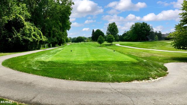 1155 Hickory Hill Dr Drive, Rochester Hills, MI 48309