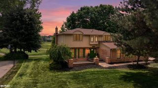 1155 Hickory Hill Dr Drive, Rochester Hills, MI 48309