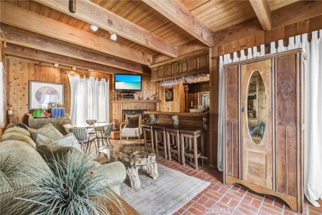 266 Grandview, Laguna Beach, CA 92651