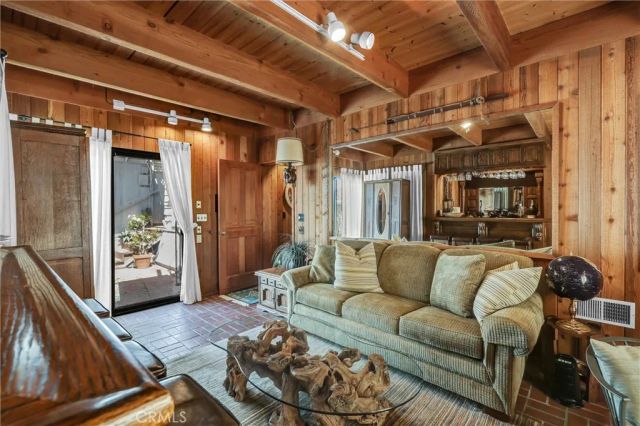 266 Grandview, Laguna Beach, CA 92651