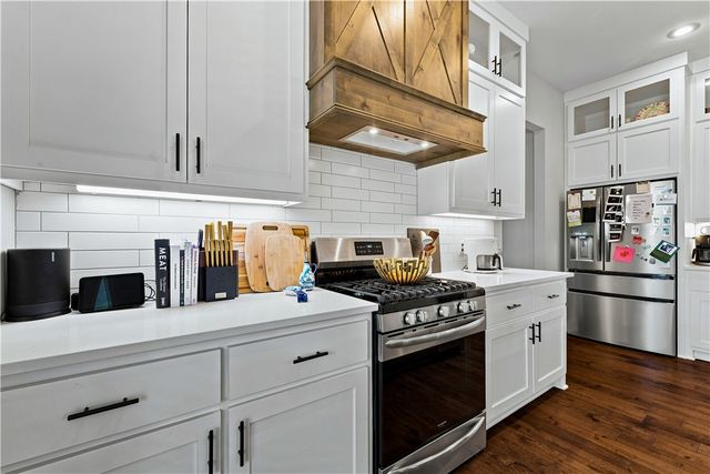 5402 Hackett Street, Springdale, AR 72762