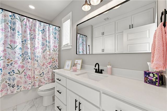 5402 Hackett Street, Springdale, AR 72762