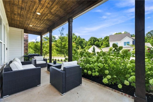 5402 Hackett Street, Springdale, AR 72762