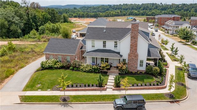 5402 Hackett Street, Springdale, AR 72762