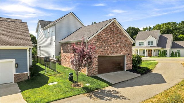 5402 Hackett Street, Springdale, AR 72762