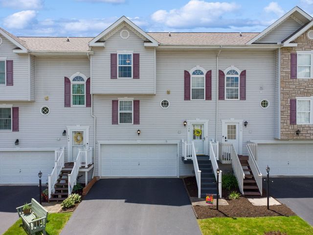 138 Manor View Drive, Manor, PA 15665